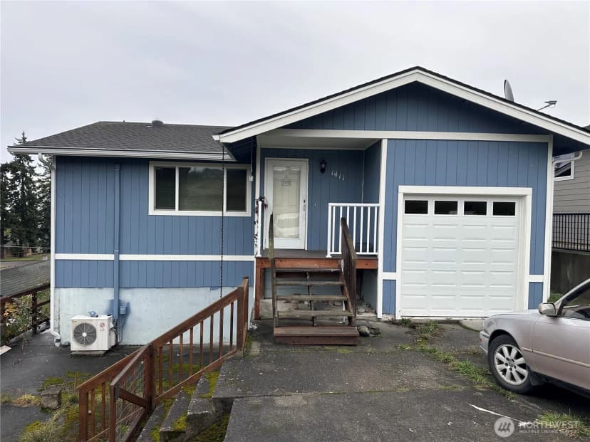 Property photo for 1411 E 5th Street, Port Angeles