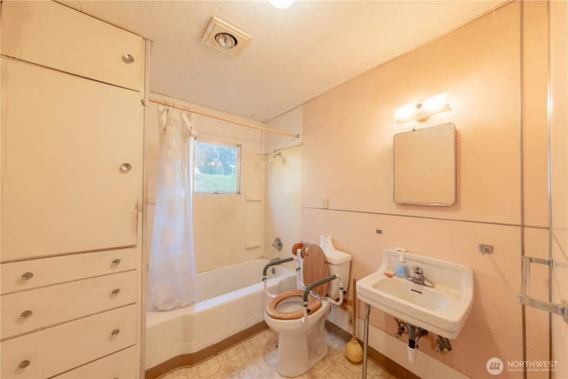 Property photo for 7931 Caddy Street, Anacortes photo 26