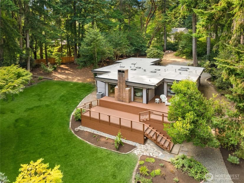 Property photo for 10871 Manitou Beach Drive Ne, Bainbridge Island photo 35