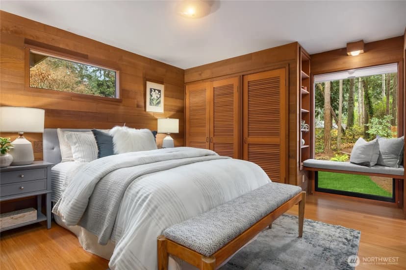Property photo for 10871 Manitou Beach Drive Ne, Bainbridge Island photo 18