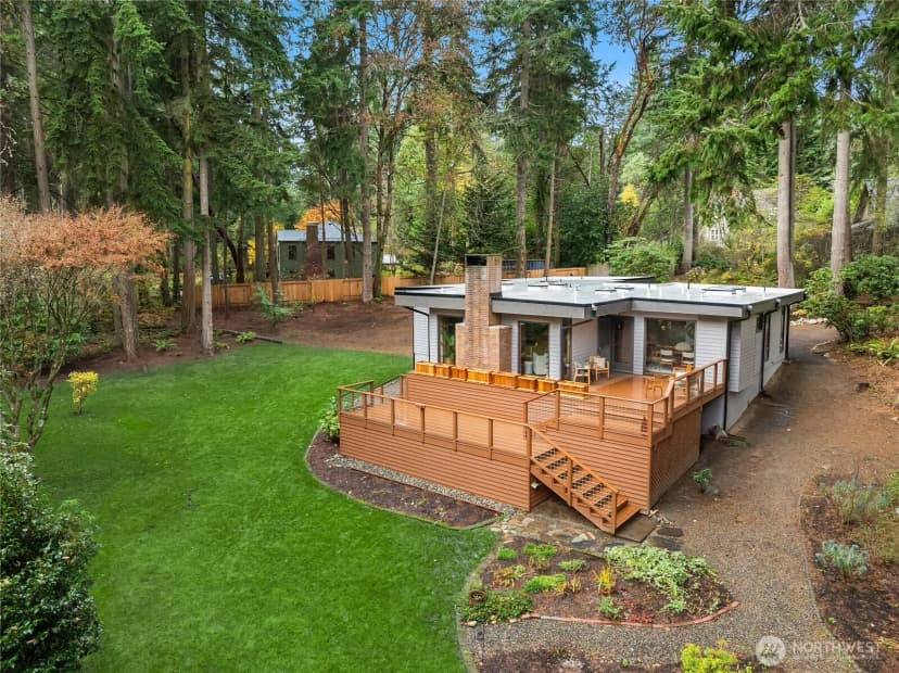 Property photo for 10871 Manitou Beach Drive Ne, Bainbridge Island photo 28