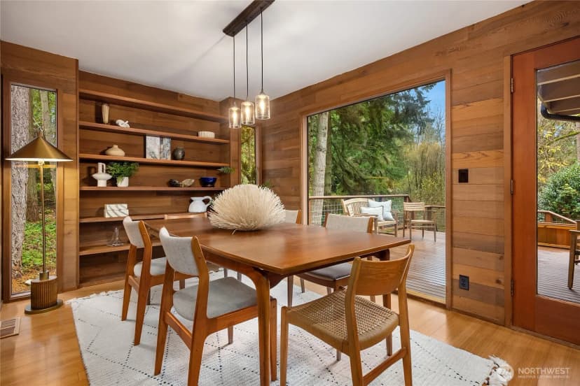 Property photo for 10871 Manitou Beach Drive Ne, Bainbridge Island photo 12