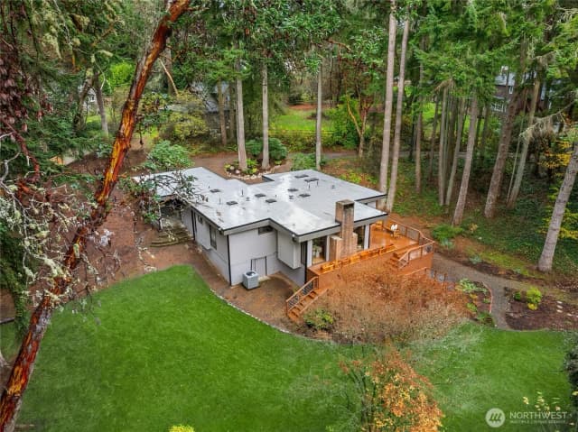 Property photo for 10871 Manitou Beach Drive Ne, Bainbridge Island