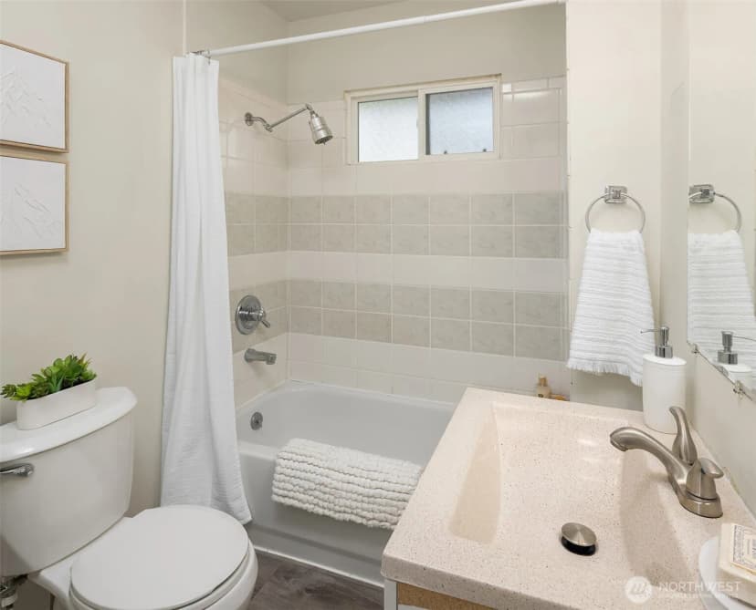 Property photo for 12203 21st Avenue S, Seattle photo 16