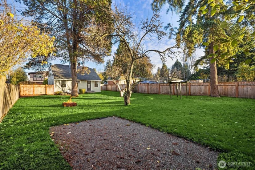 Property photo for 12203 21st Avenue S, Seattle photo 27
