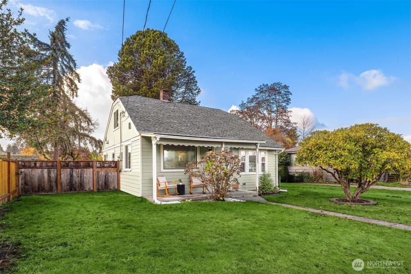 Property photo for 12203 21st Avenue S, Seattle photo 31