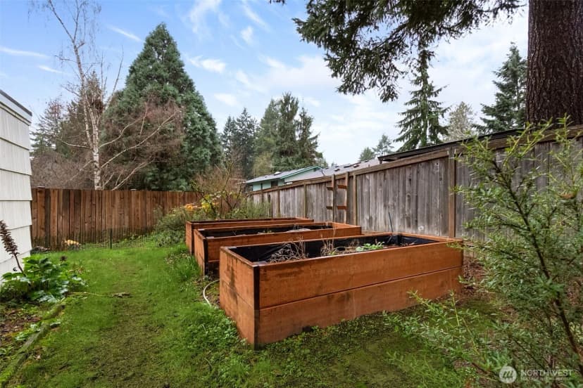 Property photo for 12528 24th Avenue Ne, Seattle photo 17