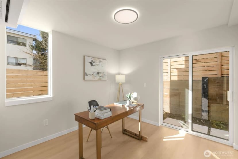 Property photo for 1014 B Ne 70th Street #1014b, Seattle photo 11