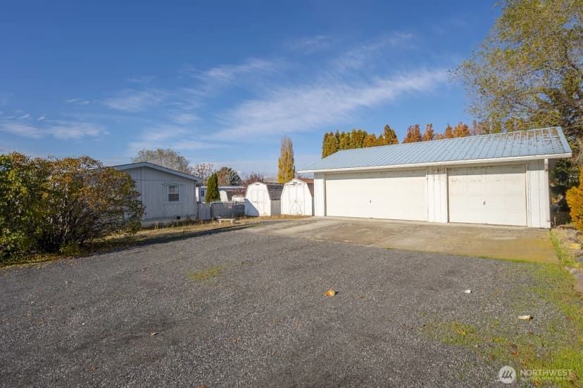 Property photo for 726 E Main Ave #24/25, Soap Lake photo 36