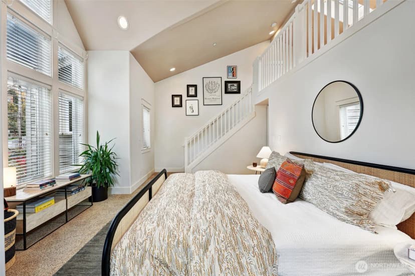 Property photo for 919 Belmont Avenue E, Seattle photo 23