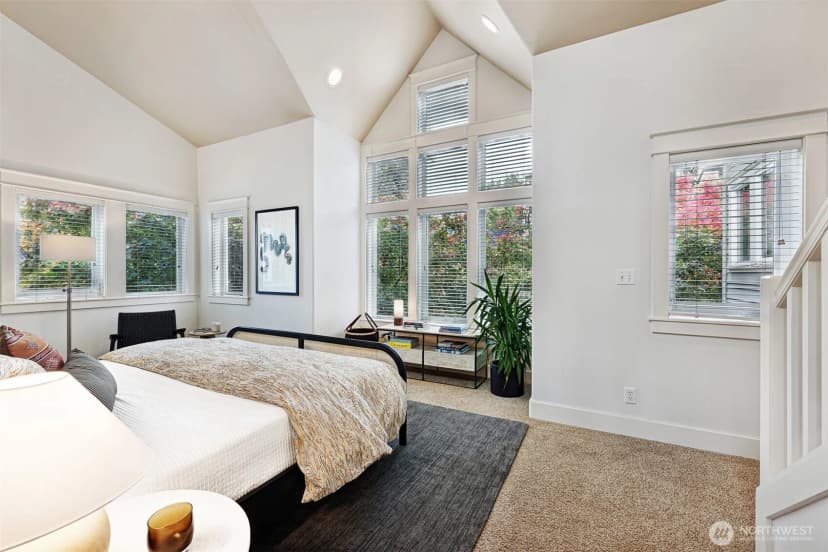 Property photo for 919 Belmont Avenue E, Seattle photo 19