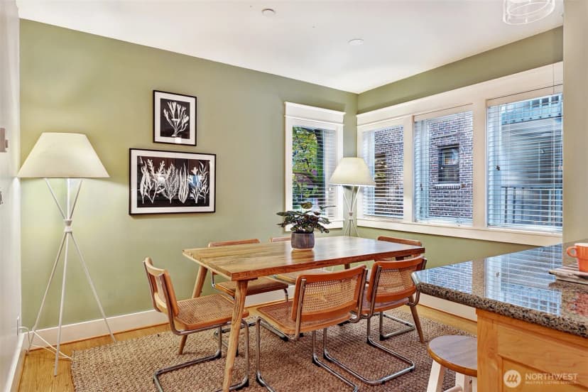 Property photo for 919 Belmont Avenue E, Seattle photo 10