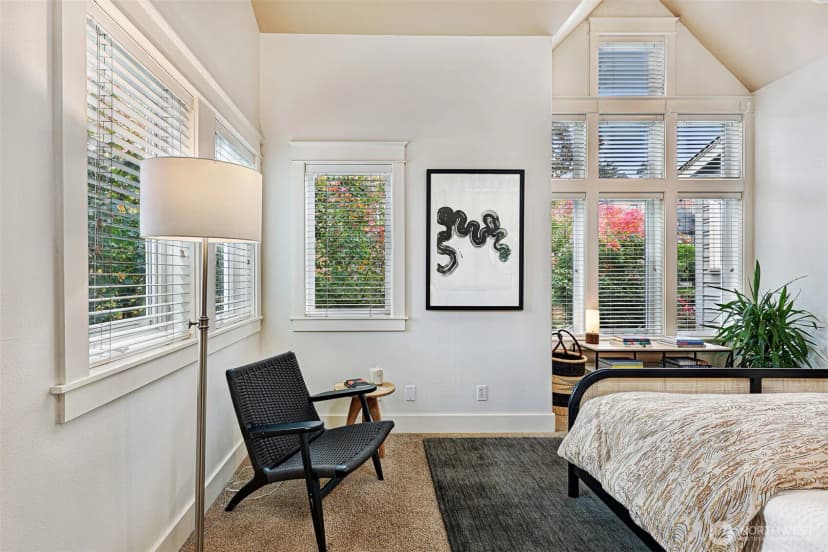 Property photo for 919 Belmont Avenue E, Seattle photo 21