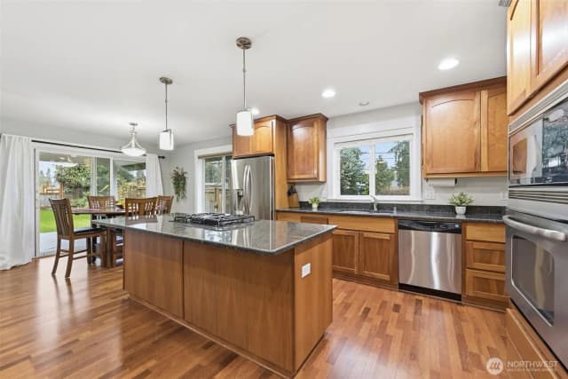 Property photo for 17206 34th Place W, Lynnwood photo 4