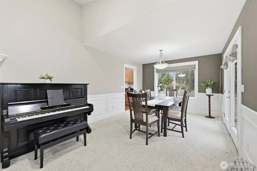 Property photo for 17206 34th Place W, Lynnwood photo 7