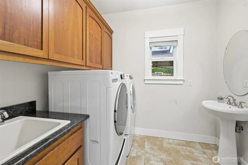 Property photo for 17206 34th Place W, Lynnwood photo 30