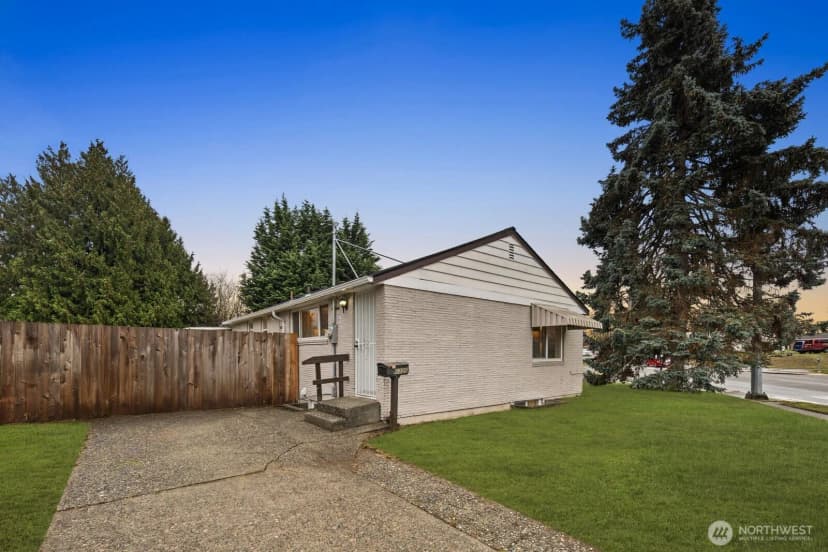 Property photo for 6306 S Bangor Street, Seattle photo 34