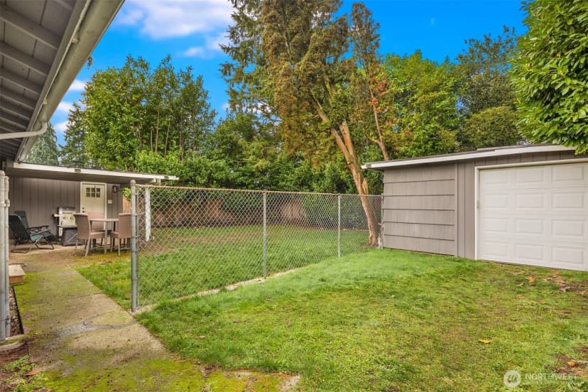 Property photo for 1015 F Street Se, Auburn photo 4