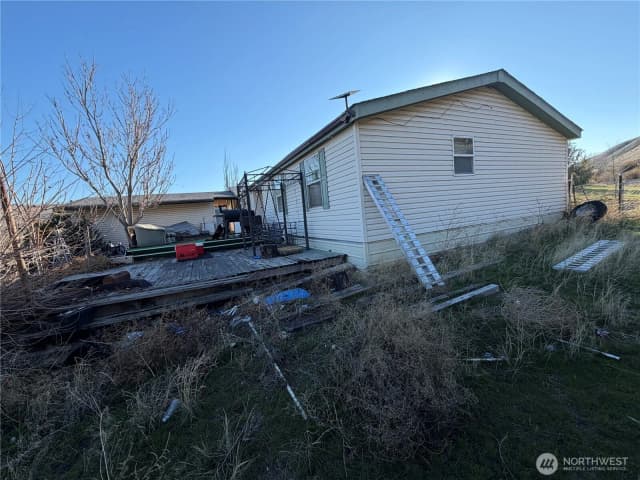 Property photo for 23227 Highway 20, Okanogan photo 5