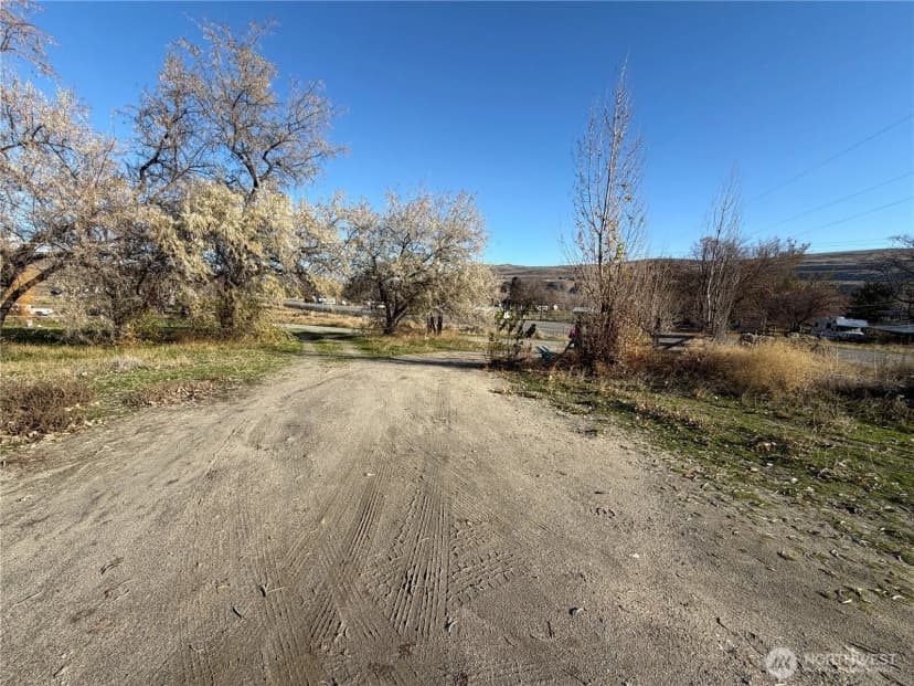 Property photo for 23227 Highway 20, Okanogan photo 24