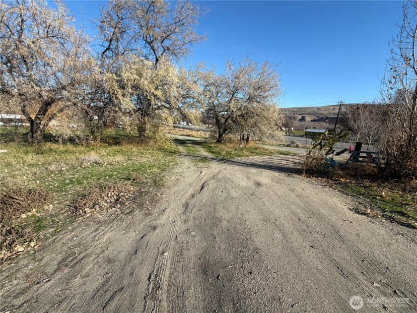 Property photo for 23227 Highway 20, Okanogan photo 6