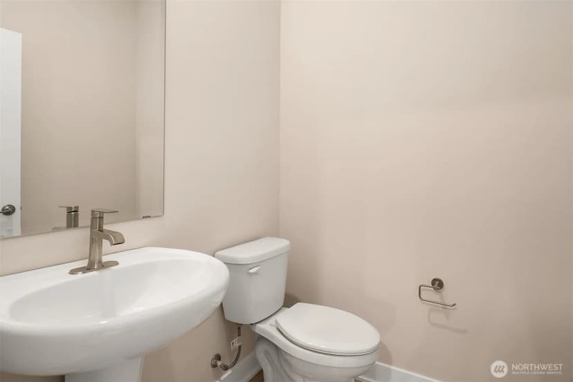 Property photo for 26562 Ne 143rd Street #g, Duvall photo 14