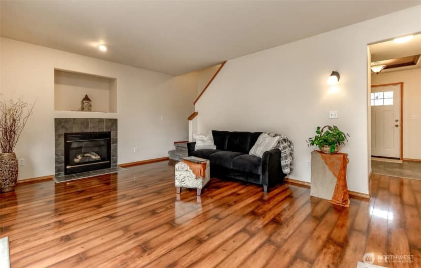 Property photo for 231 Easton Avenue W, Eatonville photo 7