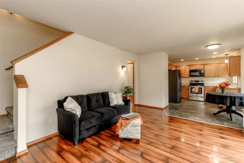 Property photo for 231 Easton Avenue W, Eatonville photo 10