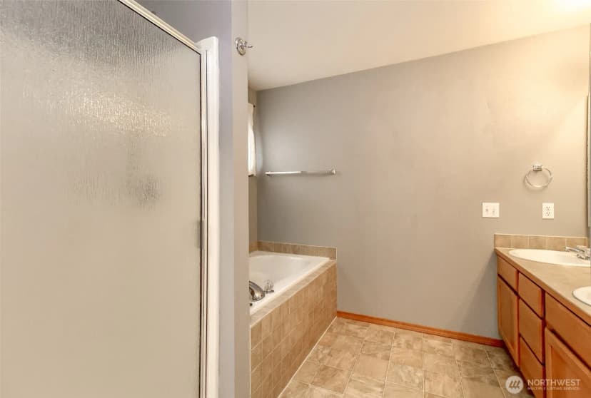 Property photo for 231 Easton Avenue W, Eatonville photo 25