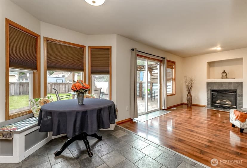 Property photo for 231 Easton Avenue W, Eatonville photo 11