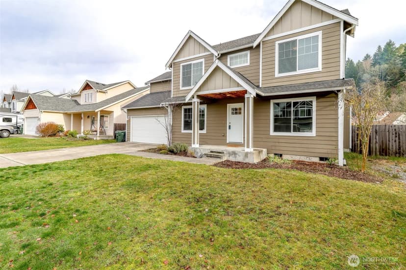 Property photo for 231 Easton Avenue W, Eatonville photo 2