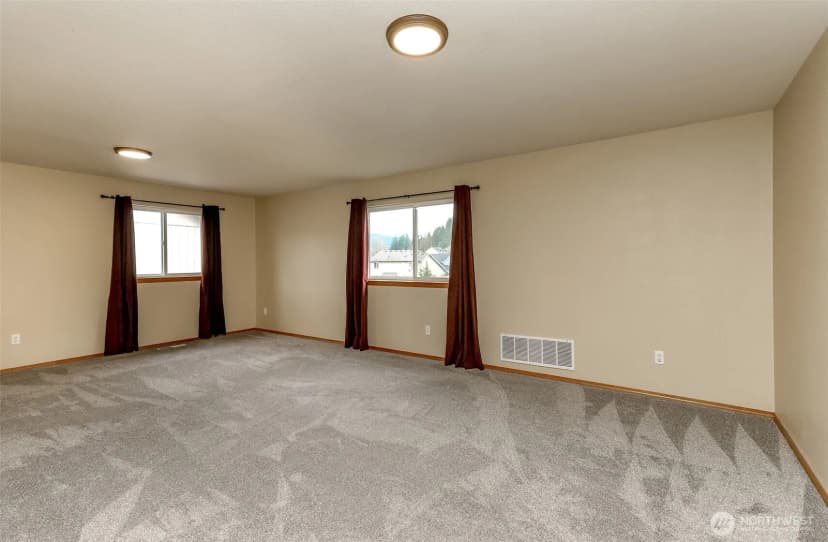Property photo for 231 Easton Avenue W, Eatonville photo 22