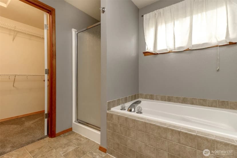 Property photo for 231 Easton Avenue W, Eatonville photo 24