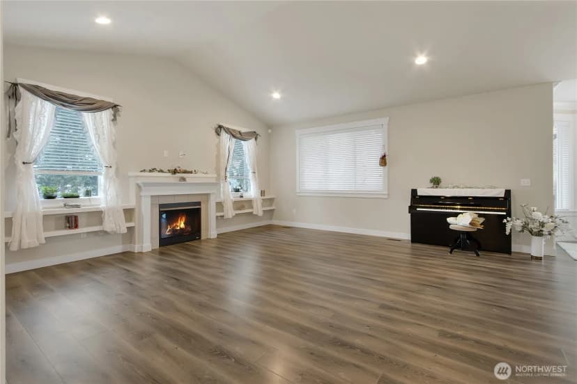 Property photo for 627 S 166th Street, Spanaway photo 10