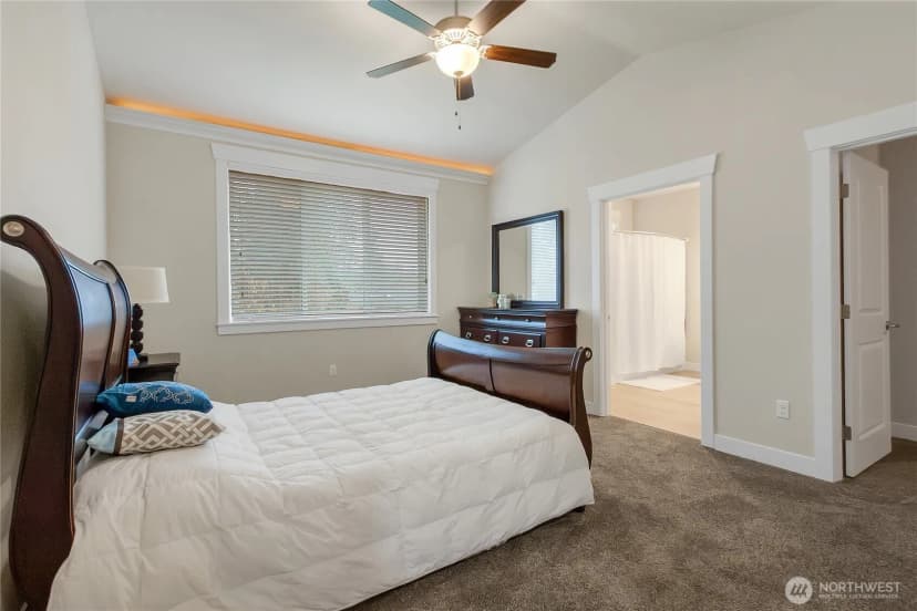 Property photo for 627 S 166th Street, Spanaway photo 19