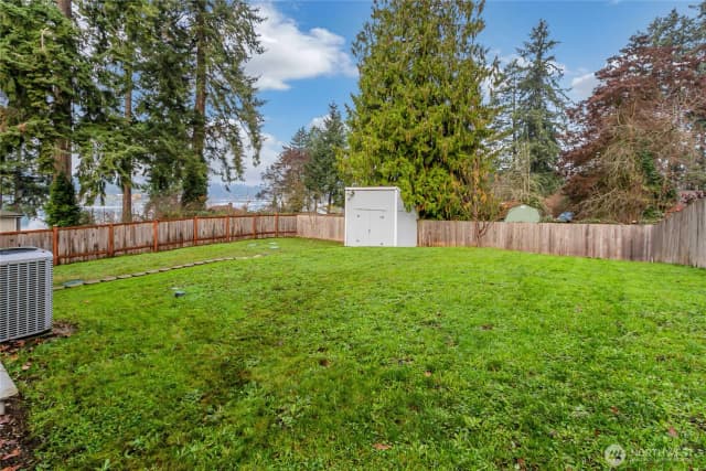 Property photo for 627 S 166th Street, Spanaway photo 3