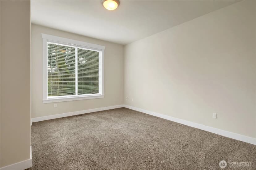 Property photo for 627 S 166th Street, Spanaway photo 6