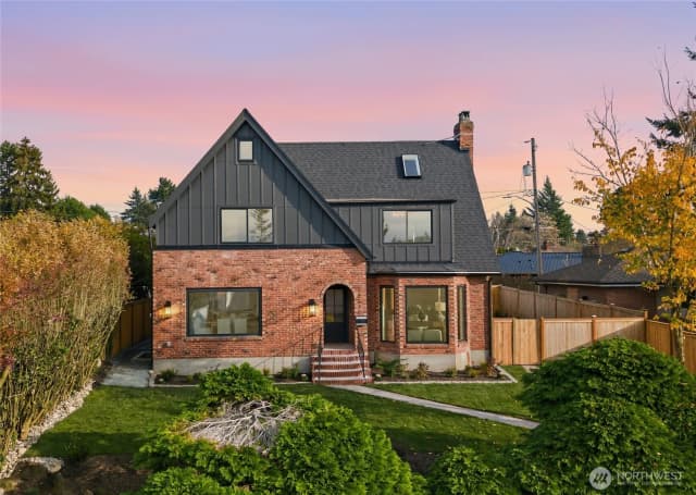 Property photo for 12216 Palatine Avenue N, Seattle