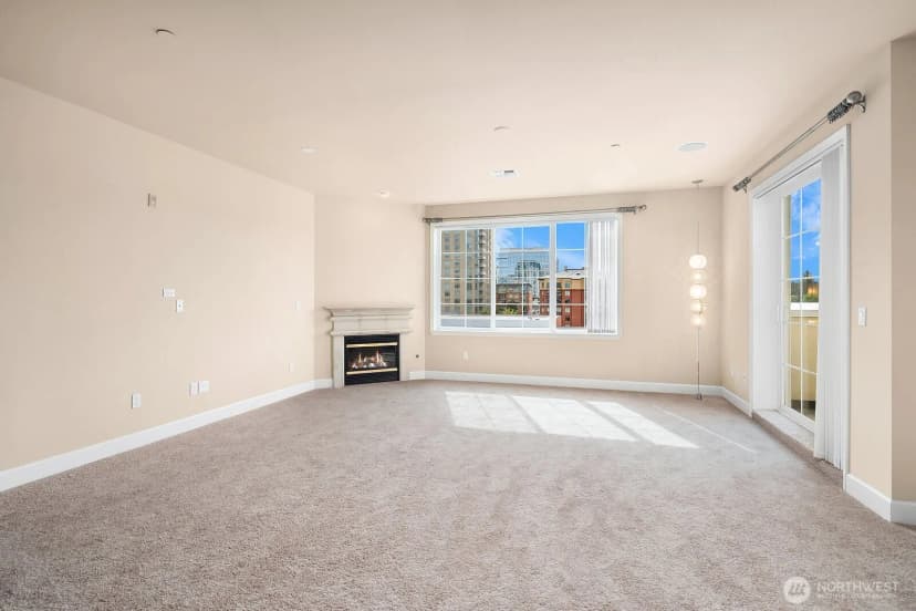 Property photo for 11004 Ne 11th Street #606, Bellevue photo 8