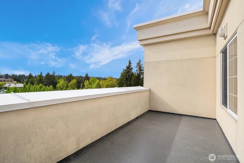 Property photo for 11004 Ne 11th Street #606, Bellevue photo 21