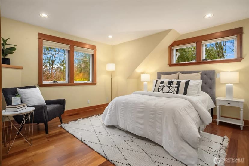 Property photo for 9705 Ne Beach Crest Drive, Bainbridge Island photo 28