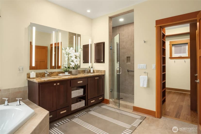 Property photo for 9705 Ne Beach Crest Drive, Bainbridge Island photo 22