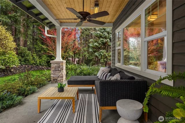 Property photo for 9705 Ne Beach Crest Drive, Bainbridge Island photo 4