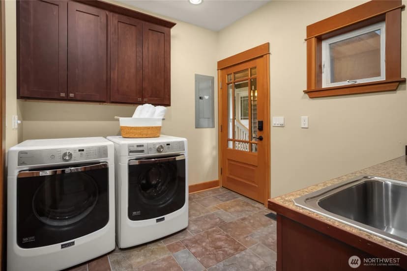 Property photo for 9705 Ne Beach Crest Drive, Bainbridge Island photo 19