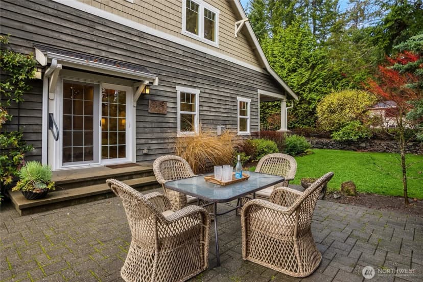 Property photo for 9705 Ne Beach Crest Drive, Bainbridge Island photo 6