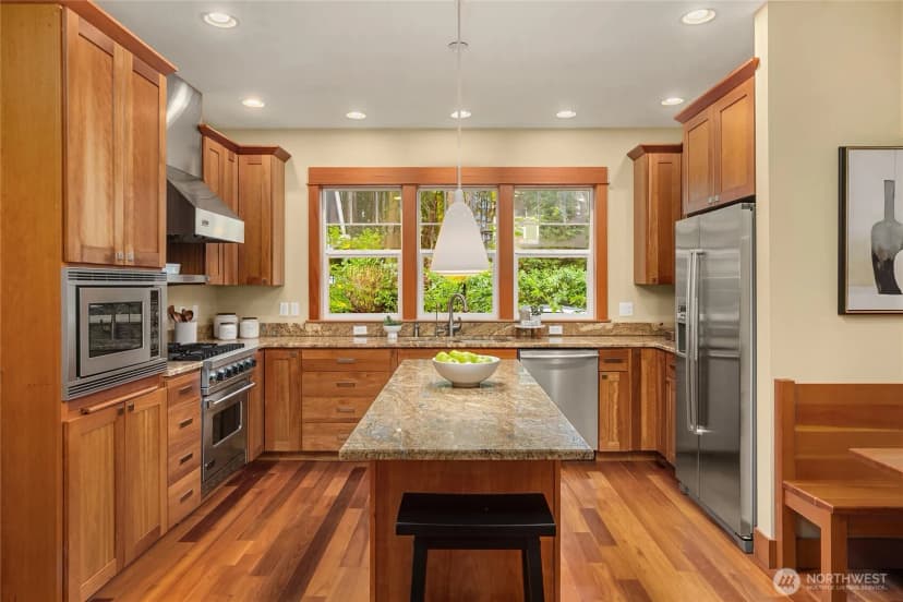 Property photo for 9705 Ne Beach Crest Drive, Bainbridge Island photo 16