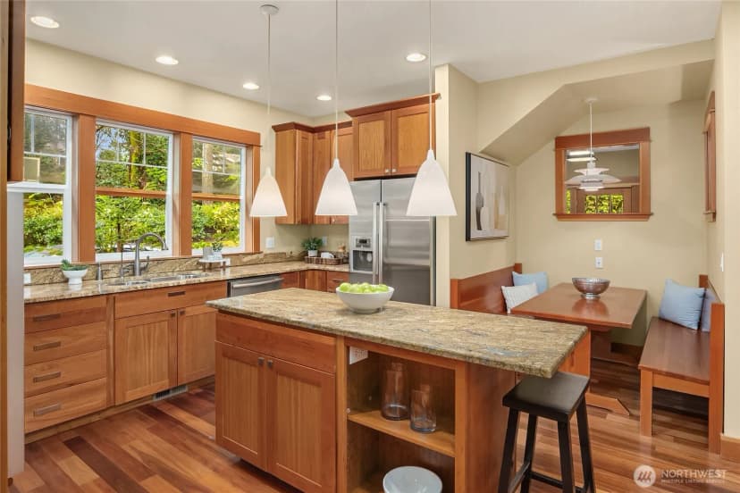Property photo for 9705 Ne Beach Crest Drive, Bainbridge Island photo 17