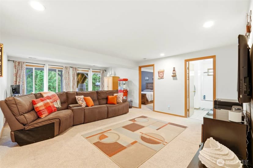 Property photo for 15003 104th Avenue Ne, Bothell photo 23