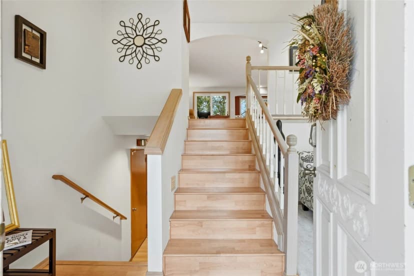 Property photo for 15003 104th Avenue Ne, Bothell photo 3
