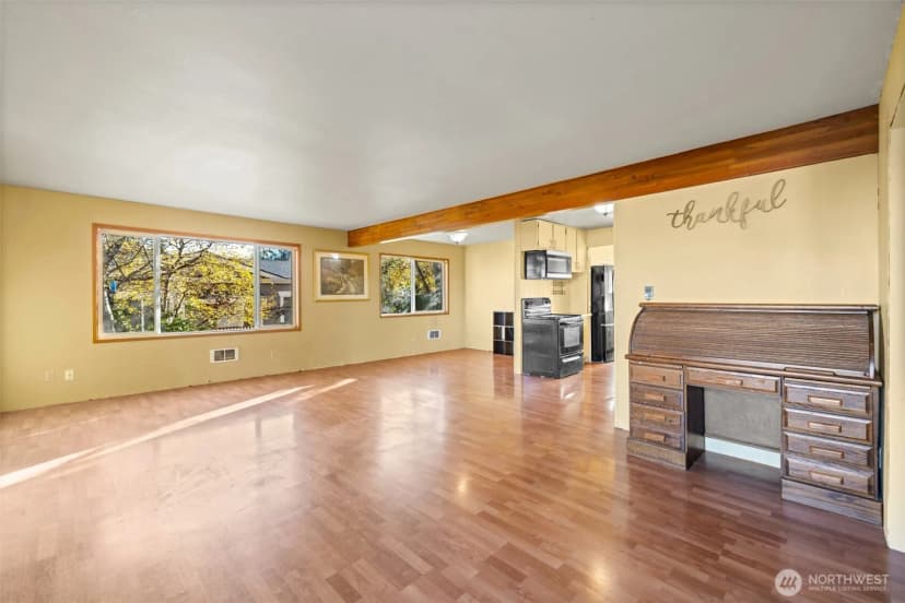 Property photo for 206 E Vashon Avenue, Port Angeles photo 5